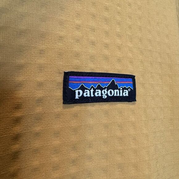 Patagonia Men's Sz Small R-1 Techface Jacket. Pufferfish Gold New - Picture 3 of 8